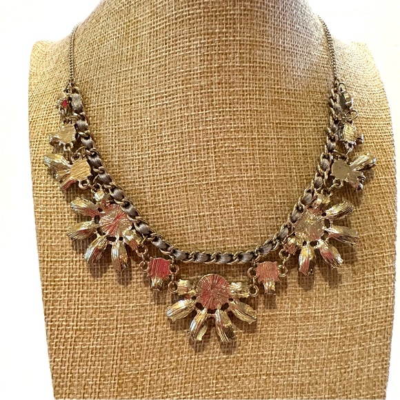 Liz Claiborne Statement Necklace gold w/ lavender & green jewels, rhinestones - Picture 7 of 9